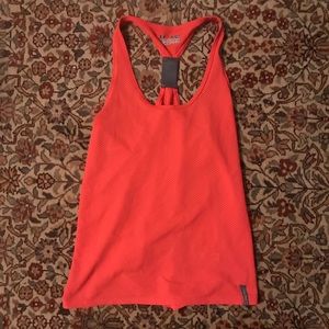 Under Armour Heat Gear Semi-Fitted Tank